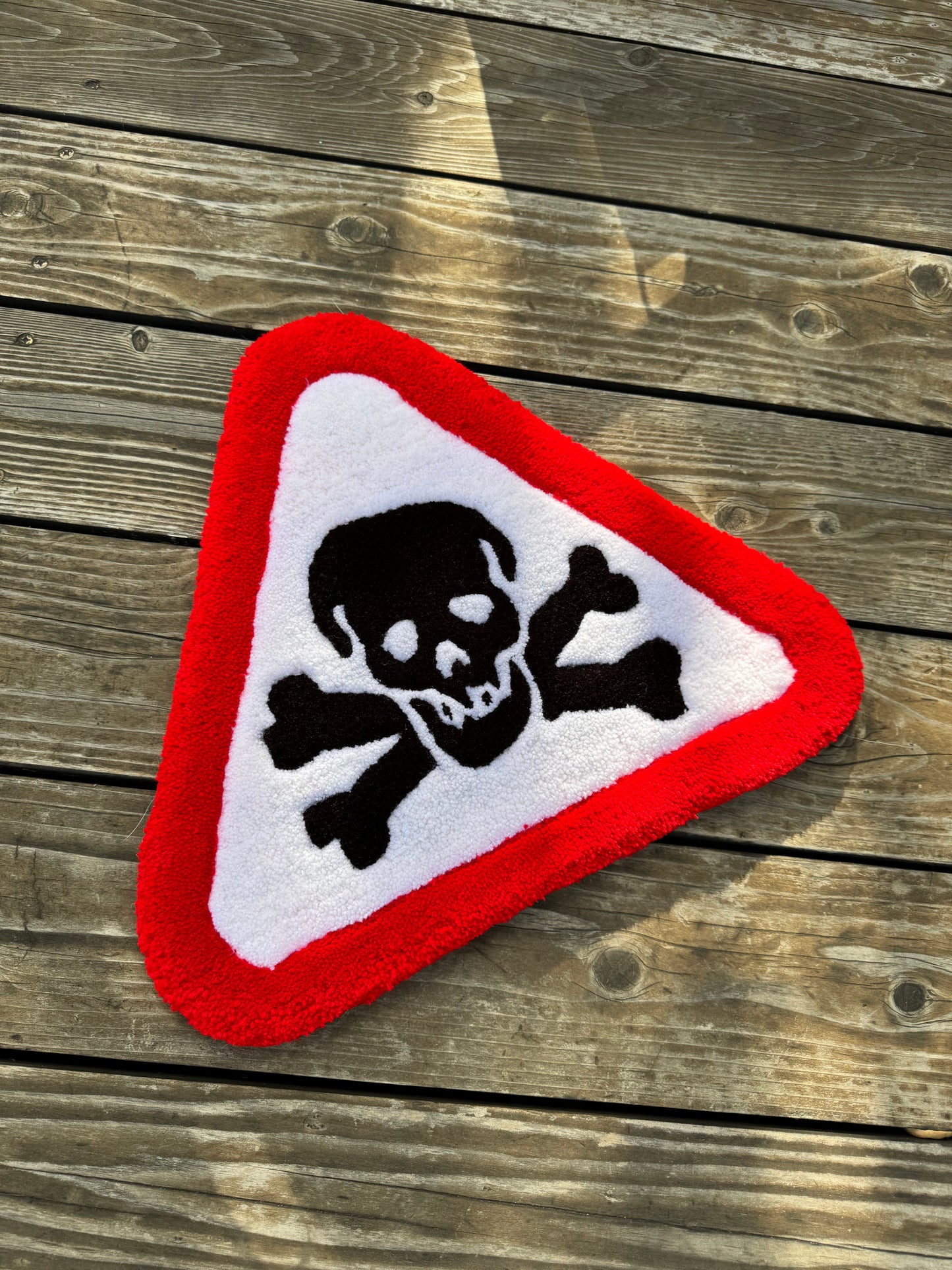 'DEATH WARNING' RUG