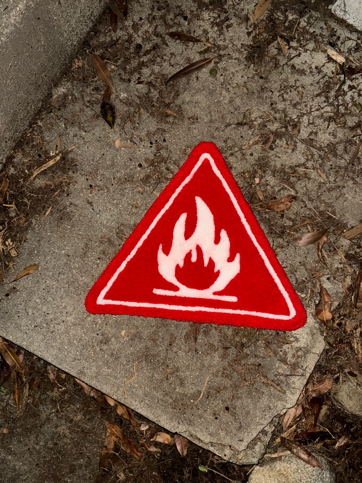 'BURN WARNING' RUG